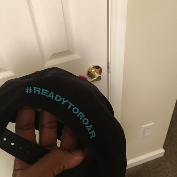 Fiu hat - Picture 2 of 2